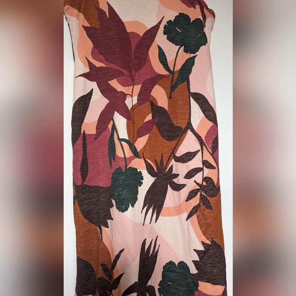 Title Nine Danver Midi Dress in Canyon Red Print Built In Bra sz L NWOT - Picture 3 of 12